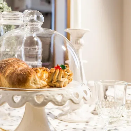 Casa Marta * קורטונה